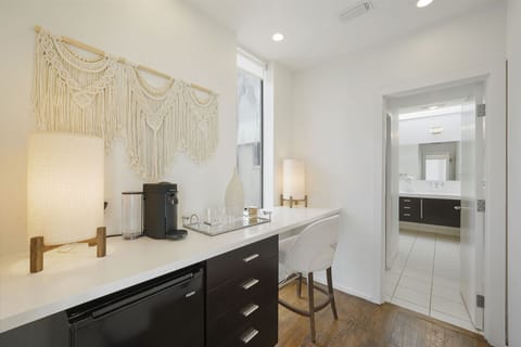 The White House of Holiday Isle - Destin - Bathroom