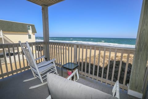 Oceanfront Outer Banks Vacation Rental 2022