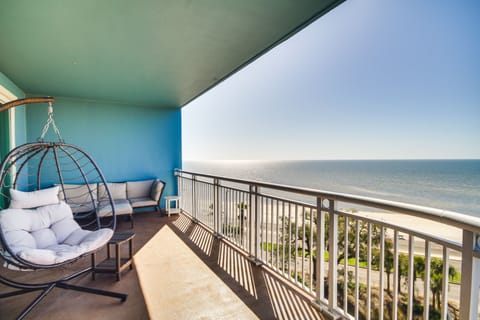 Private Balcony | Single-Story Unit | Expansive Ocean Views