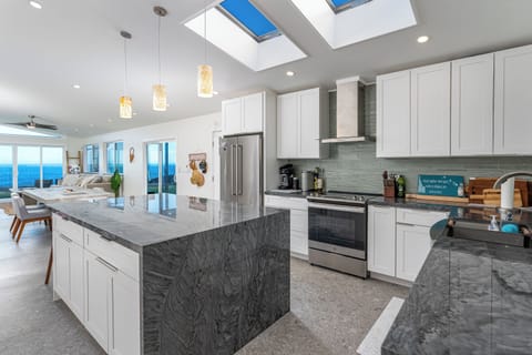 Fully loaded kitchen