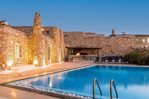 Villa Nikos - 3 Bedroom Apartment with Seaview - Pool Area