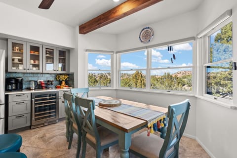 Kitchen seating with sweeping views