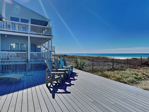 Gulf Front Deck, First Floor