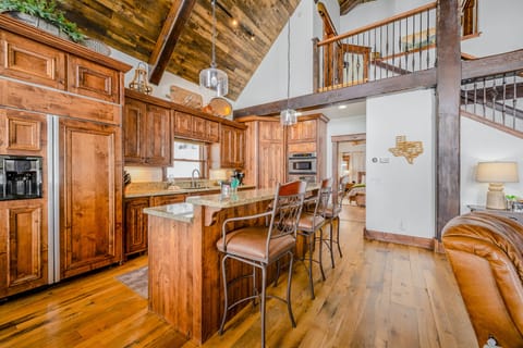 Sit at the bar and plan your day of excursions as you sip your morning coffee in our cozy upstairs kitchen.