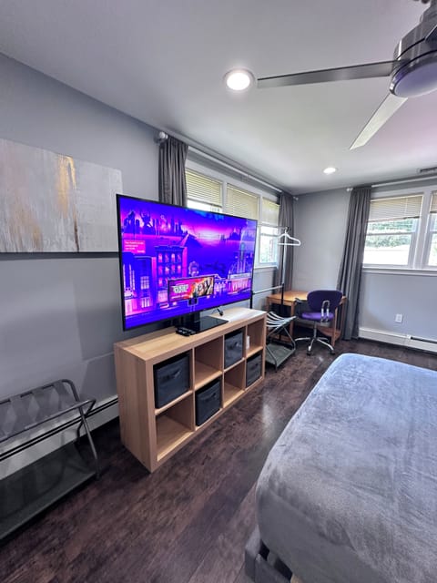 70” SmartTV