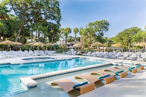 Float and sunbathe on in-water loungers in style.