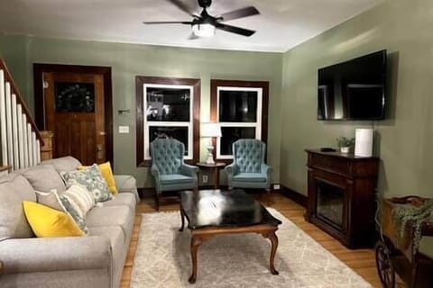 Front Room, electric fireplace, tv, wifi & streaming services