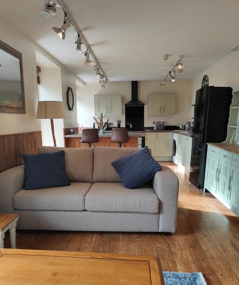 Living Room / Lounge