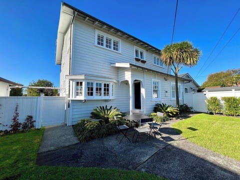 Charming exterior with garden