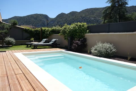 MAUBEC vacation rental villa for rent private pool