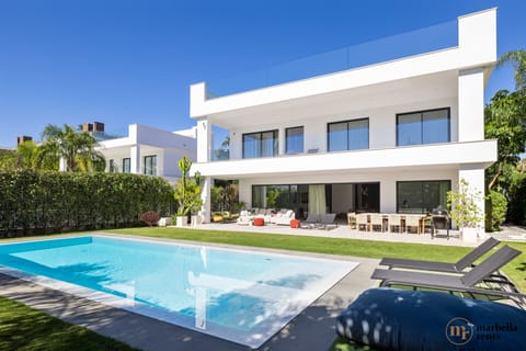 ccb46308-a7bd-46a3-b097-ff4697cf3017