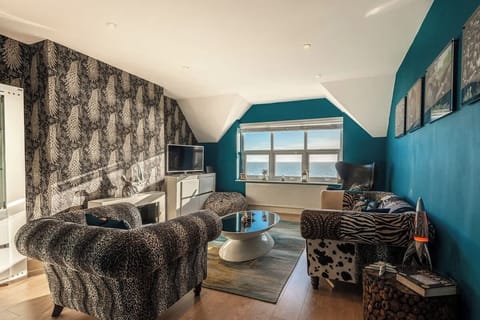 Lounge 9505