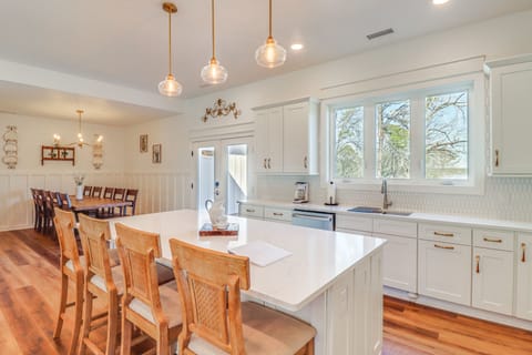 Kitchen | Dishwasher | Drip Coffee Maker