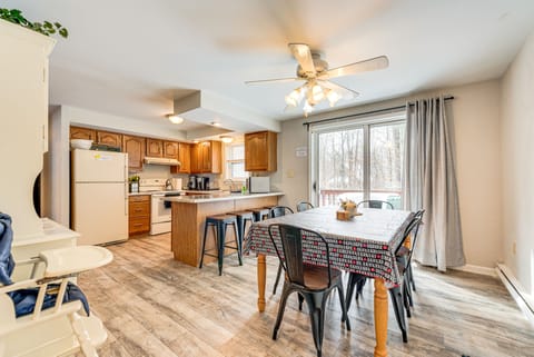 Dining Table | 1st Floor | Dishware & Flatware