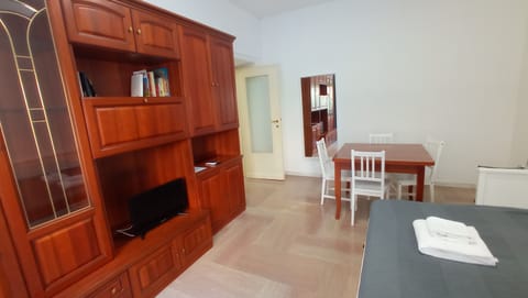 Living Room/Bedroom Two