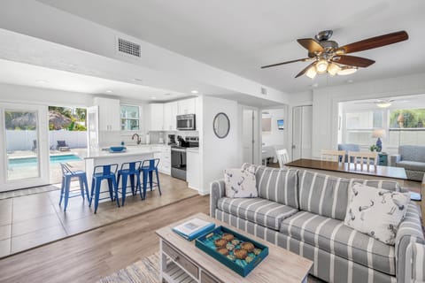 1st Floor Living Area