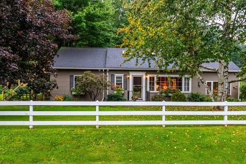 This is the front of the house. The Loft is on the side of the house.