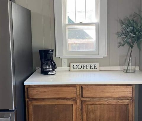 Acorn Acres- Sleeps 8, 2 Baths House in Tennessee