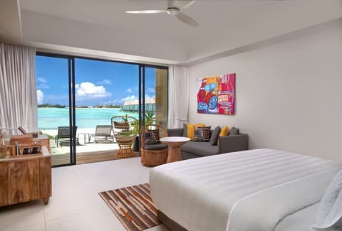 Unit with King size bed