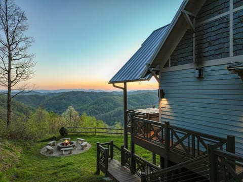 Unreal sunsets and views make for the most memorable stays! Come and see for yourself :)