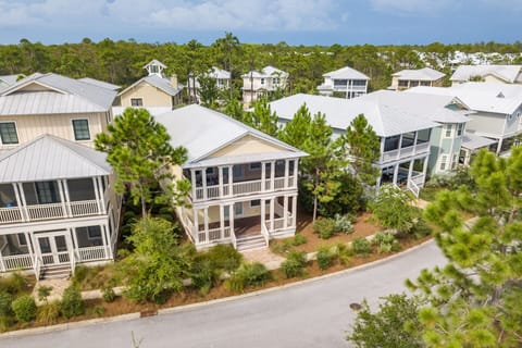 Cinnamon-Fern-Front-Ext