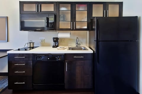 Start mornings with coffee from your fully equipped kitchenette.
