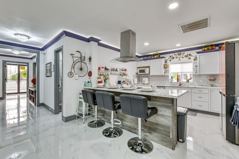 Kitchen | Stove | Dishwasher | Drip Coffee Maker