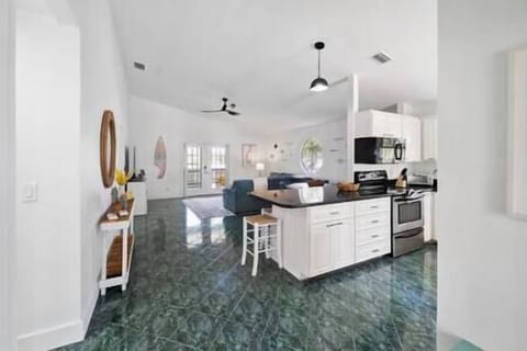 9660bf93 2d29 442d a01c 0558cb8400eb