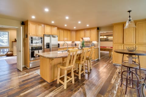 Kitchen | 1st Floor | Keurig & Drip Coffee Makers | Dishwasher | Cooking Basics