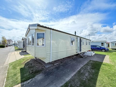 The convenience of having your own caravan and outdoor space so close to the beach makes for effortless getaways