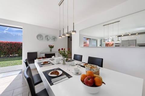 Kitchen and dining area