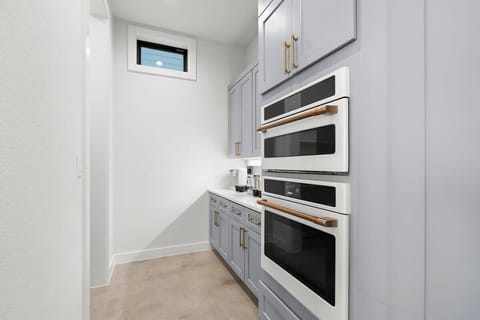 Keurig and Drip Coffee Options Available for Your Pleasure