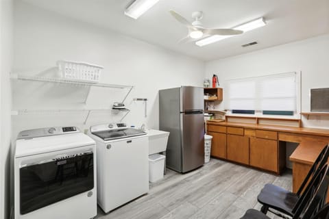 Laundry Room at 1 Deer Run