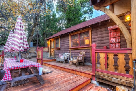 Front Entrance with private deck and outdoor eating area
