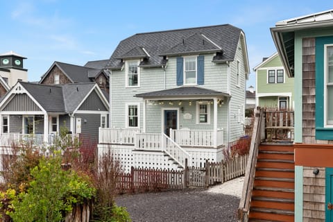 Welcome to Beach Therapy