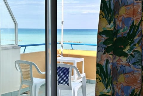 SE057 - Senigallia, wonderful seafront penthouse Apartment in Senigallia