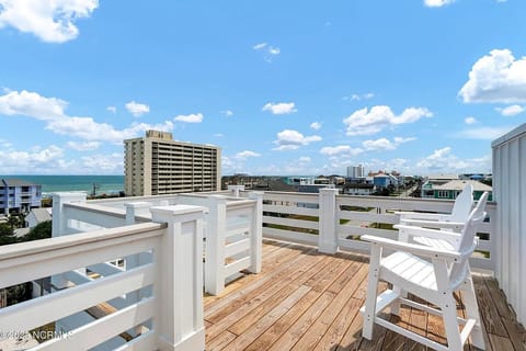 Rooftop with view of the ocean