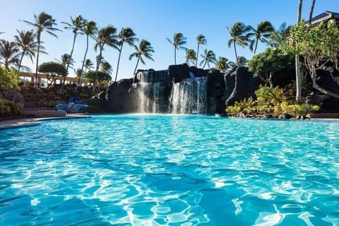 Ocean Tower by Hilton Grand Vacations_1.jpg