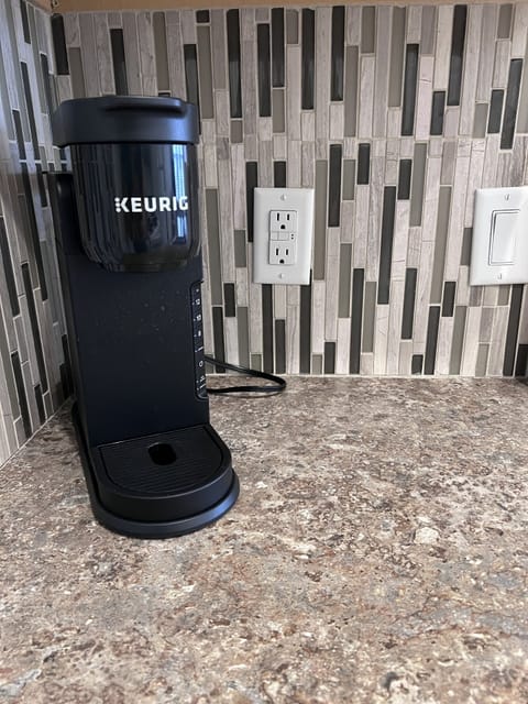 Keurig and k cups provided