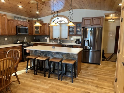 Kitchen and Island with Seating