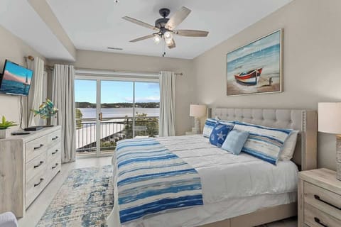 King size bed, private suite with attached bathroom