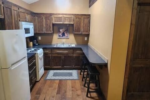 436f5cdc 0781 4cb0 a1a7 e1430879f0a6