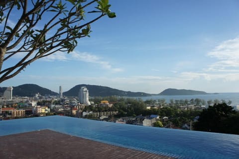 Convenient sea view apartment at The Unity (11645)