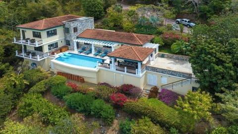 Ariel view of Abrigado