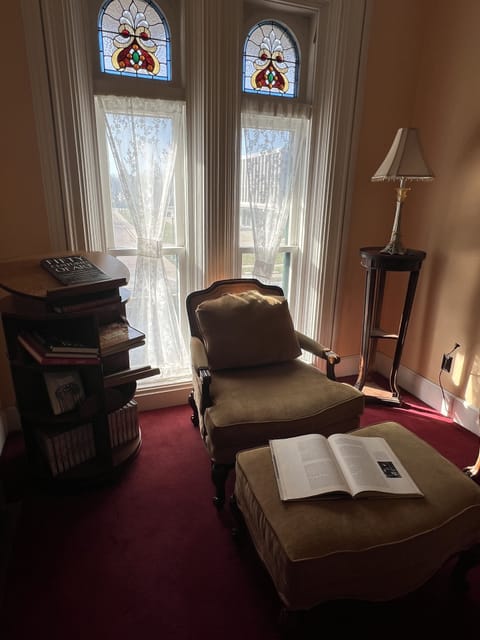 Upstairs Morning Room & Library