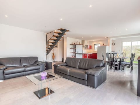 Furniture, Couch, Table, Property, Comfort, Lighting, Studio Couch, Interior Design, Floor, Flooring