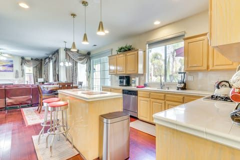 Kitchen | Cooking Basics | 1st Floor | Drip & Keurig Coffee Makers