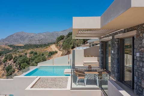 Pyrgos Exquisite villa 7 ,private pool