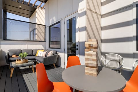 Private patio lounge.