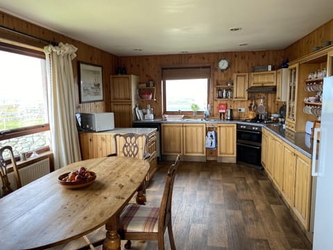 Cosy well equipped kitchen with stunning views and wildlife metres away